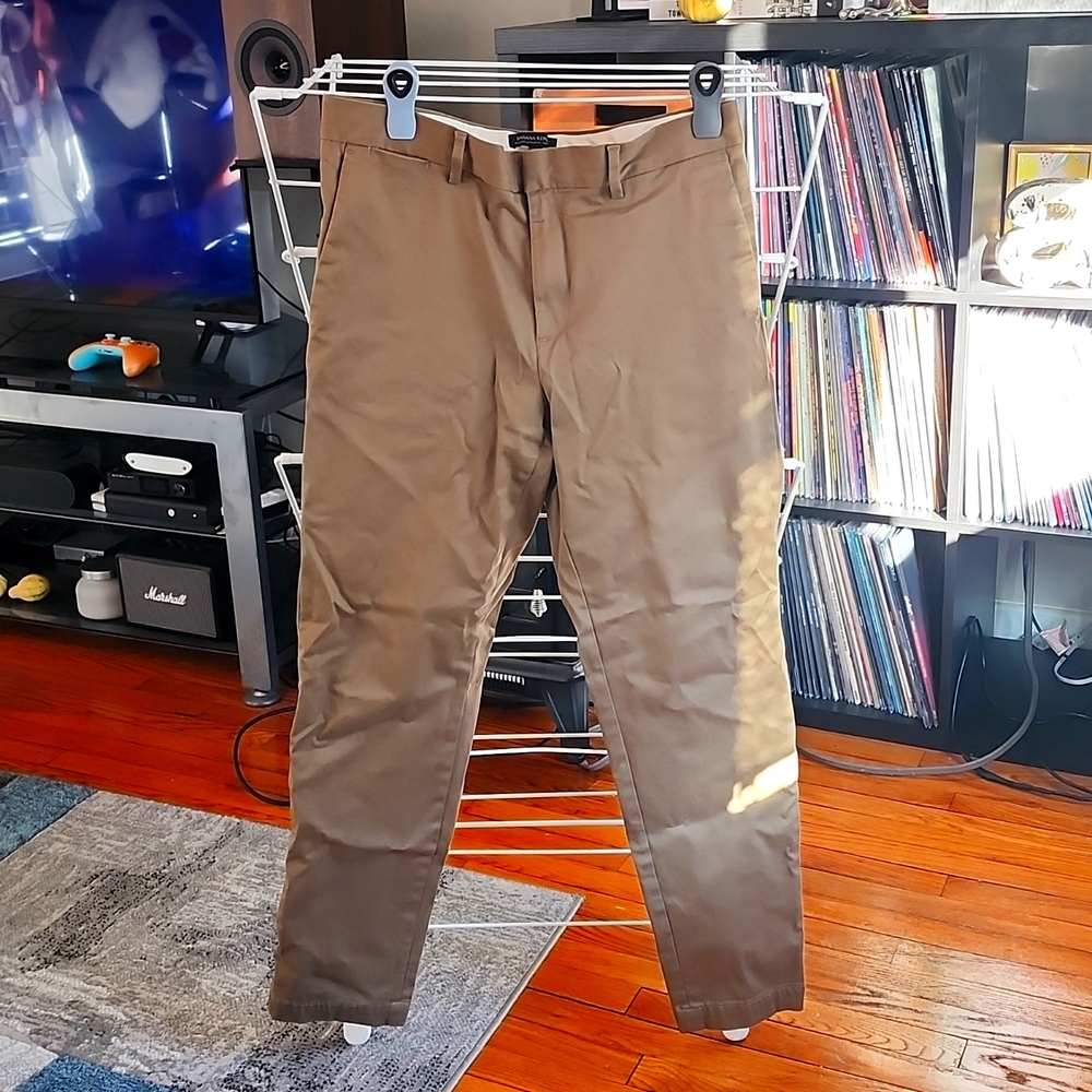 Banana Republic Men's Khaki Tan Athletic Tapered Chino 33W × 32L